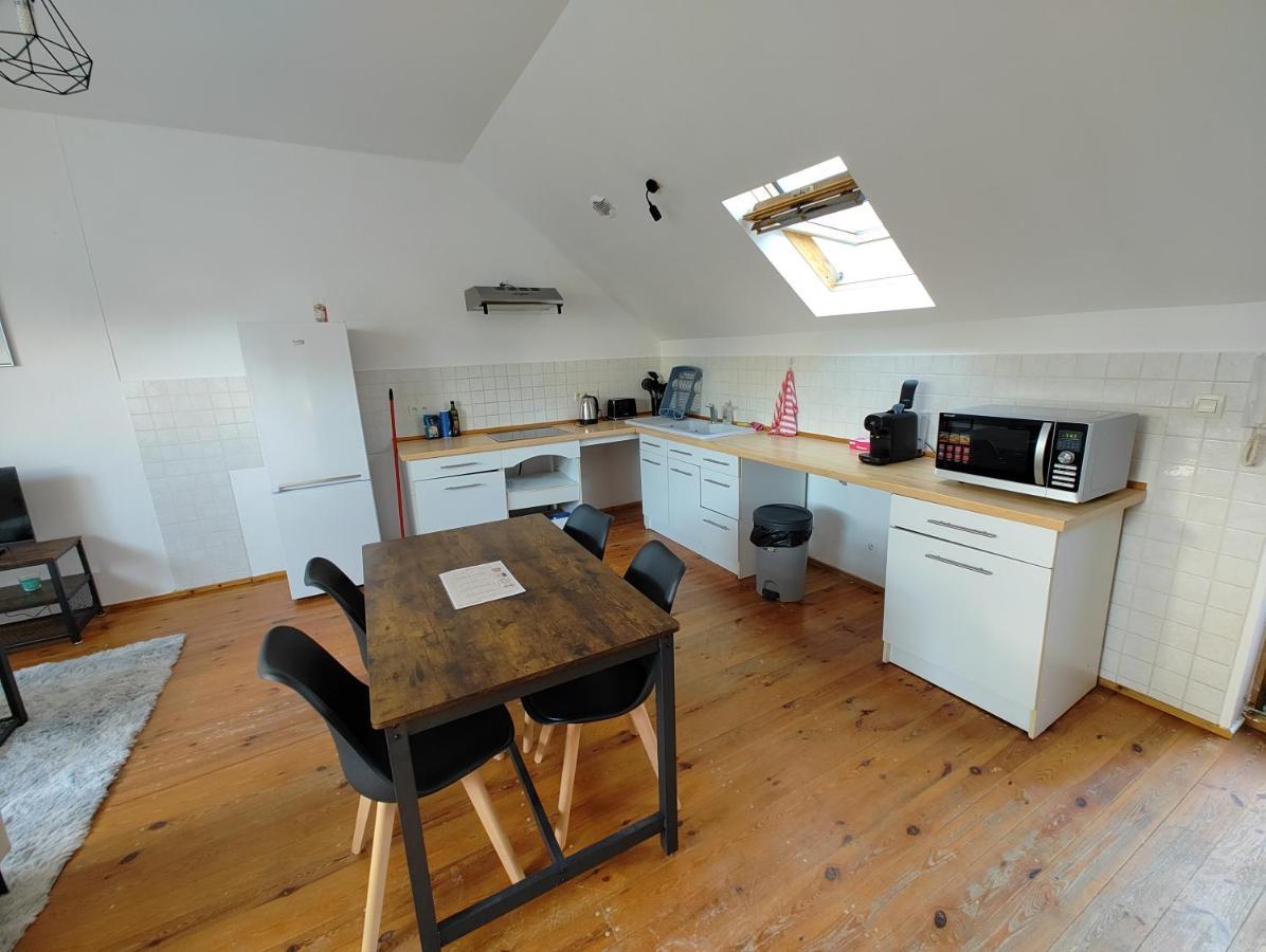 Cosy Appartement 2 Chambres Pont-de-l'Arche ภายนอก รูปภาพ